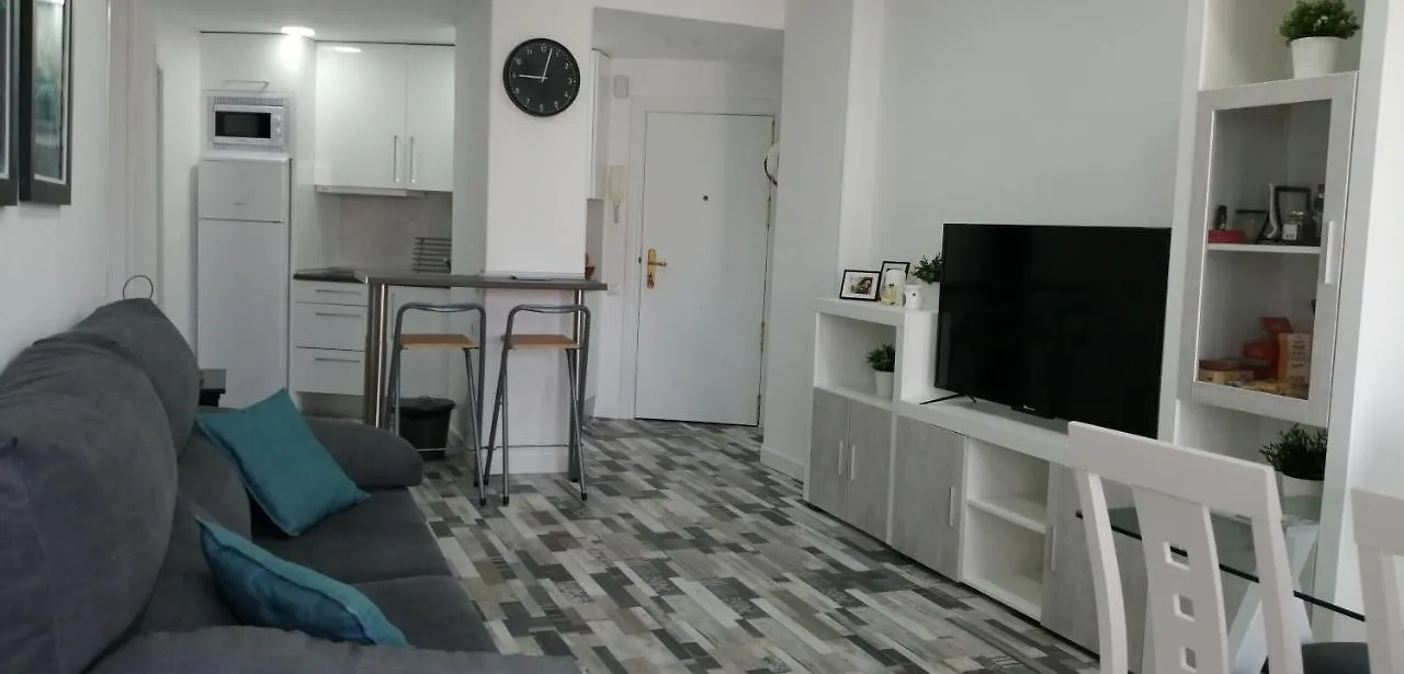 Precioso Apartamento En Benalmadena Enfrente De Puerto Marina Apartment